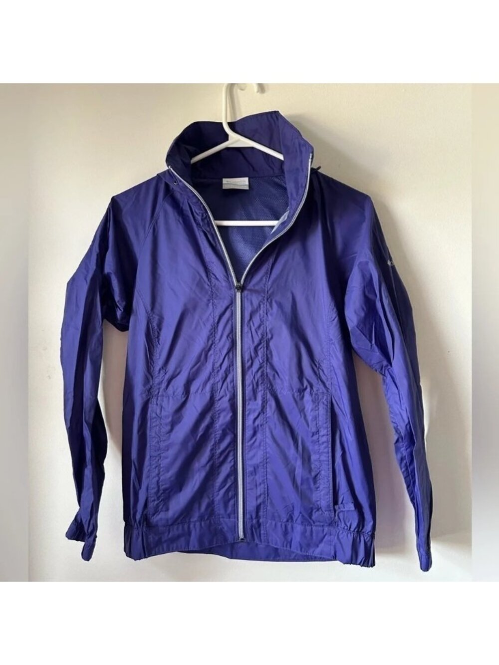 Columbia Purple Zip Up Winder Breaker with Hood